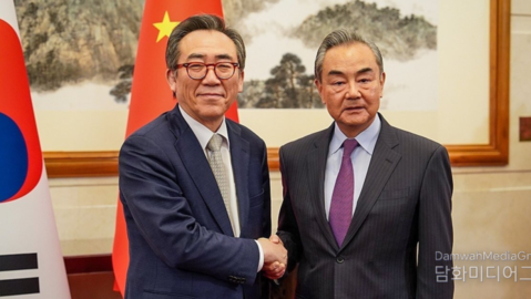 South Korea, China agree to cooperate for successful Korea-China-Japan Summit
