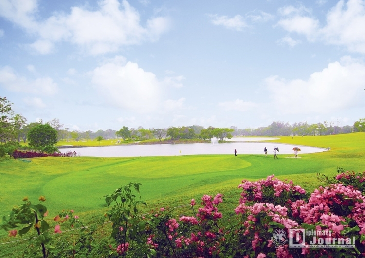 Mimosa Golf Course, Clark Pampanga / Courtesy of the Philippine Department of Tourism-Korea Office