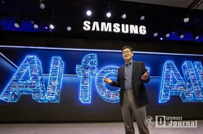 Han Jong-hee, vice chairman of Samsung Electronics, speaks at a Samsung press conference on "AI for All: Connectivity in the Age of AI," a smart, hyper-connected experience for everyday life, on Jan. 8 /Courtesy of Samsung Electronics