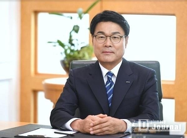 Chairman Choi Jeong-woo of POSCO Holdings, the holding company of the POSCO Group