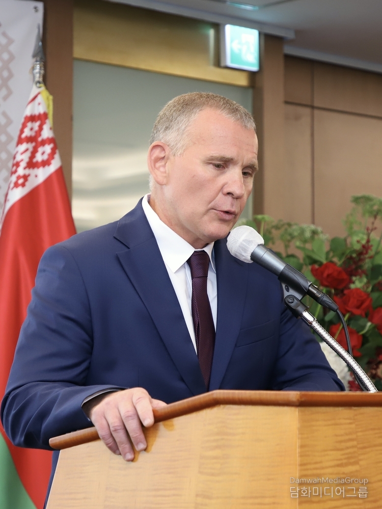 Amb. Andrew Chernetsky of Belarus to Korea 