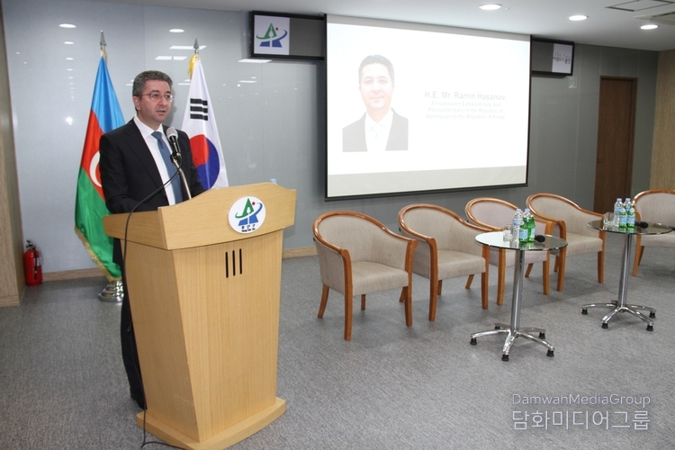 Ambassador of the Republic of Azerbaijan, H.E. Ramin Hasanov delivers a speech at the symposium dedicated to the next anniversary of the Khojaly genocide happened 32 years ago during the conflict between Armenia and Azerbaijan in Seoul on Feb. 26. / Courtesy of the Embassy of Azerbaijan