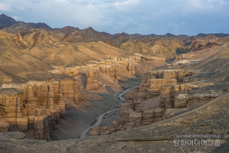 Charyn Canyon