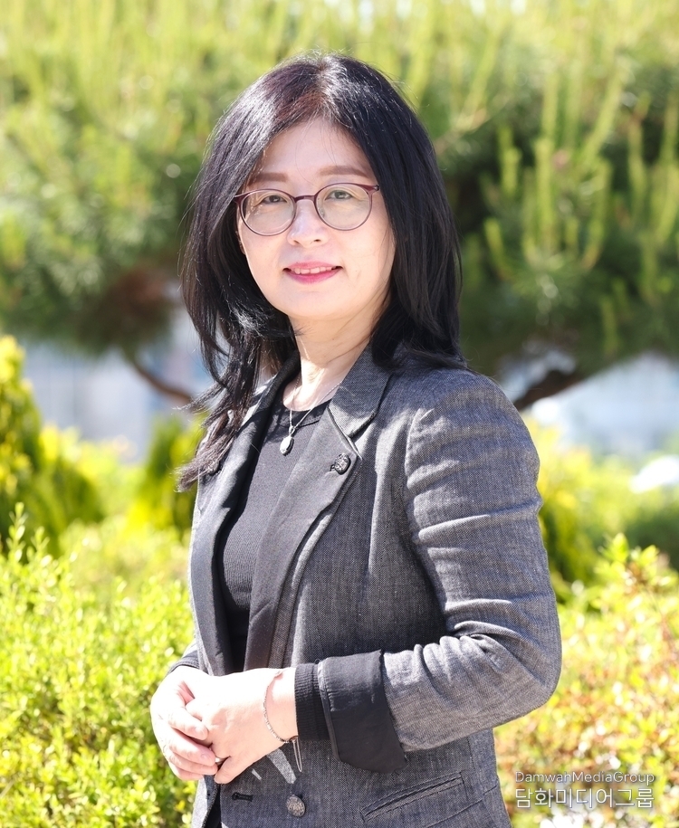 Artist Joo Eun-young/ Courtesy of Damwha Media group