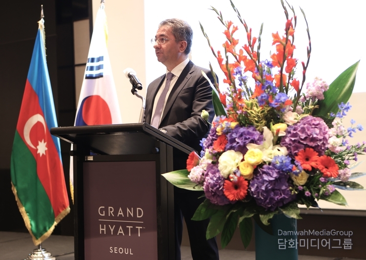 Ambassador Ramin Hasanov of the Republic of Azerbaijan to Korea delivers a speech at the reception for the Independence Day of the Republic of Azerbaijan held at the Hyatt Hotel in Seoul on May 22.