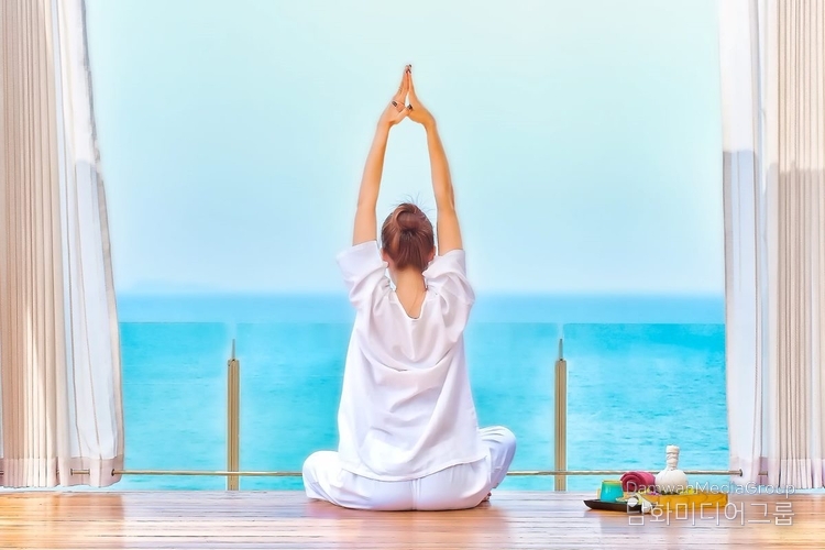 Thai Spa and Wellness<br>
Indulge in the rejuvenating experience of Thai spa and massage, a perfect blend of ancient traditions and modern relaxation, offering a true sense of wellness and tranquility.