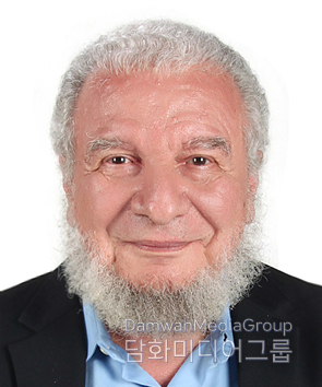 Ambassador Rodolfo Pastor Fasquelle of Honduras in Korea
