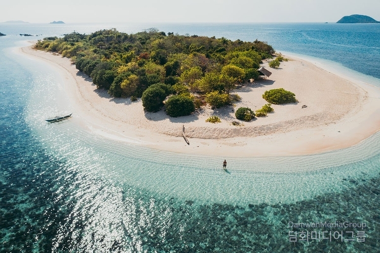 Pamalican Island in Palawan Province, Philippines. / Courtesy of Philippine Department of Tourism in Korea