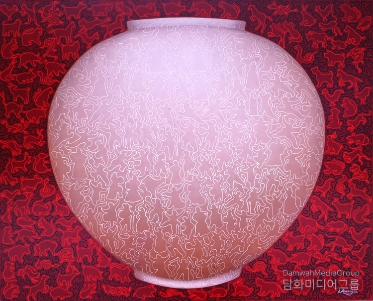 Kim Ki-Chong is an artist who is gaining attention in the Korean art world for reinterpreting the moon jar, a symbol of traditional Korean ceramics, with a modern aesthetic, and his work is priced at 1 million won per ho.