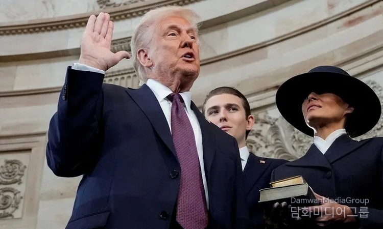 Donald Trump has been sworn in for a second term as president of the United States in Washington, DC on Jan. 20. / Courtesy of AP/Yonhap<br>
