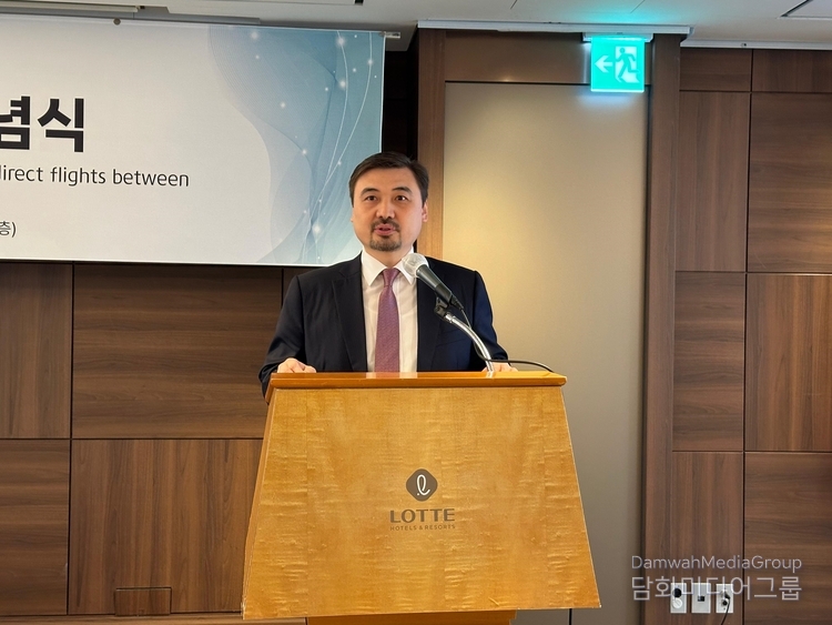 Ambassador of Kazakhstan Nurgali Arystanov delivers remarks at the presentation ceremony of the new Shymkent–Seoul flight.