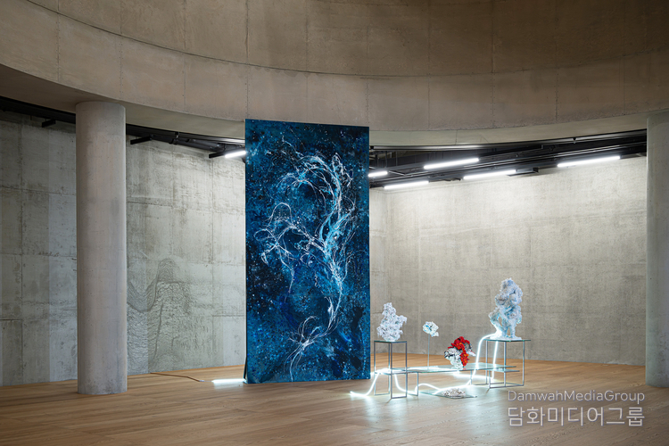 CYCLE (2023) by Artist Hur Yeon-hwa
