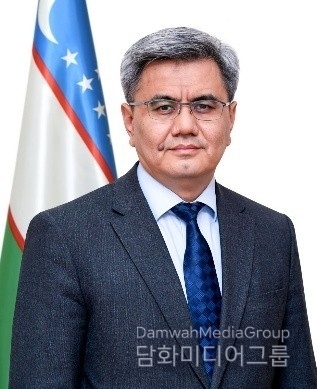 <strong>Obid Khakimov, Director of the Center for Economic Research and Reforms</strong>
