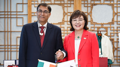 Ambassador Amit Kumar of India visits Gyeongsangbuk-do Province